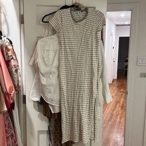 Sweater dress with slits